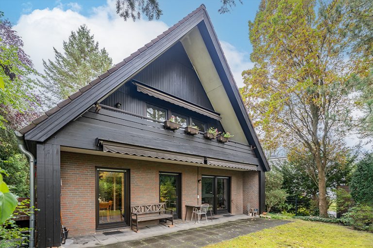 Hausansicht vom Garten