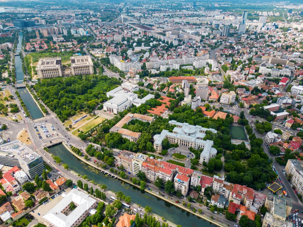 berlin immobilienmarkt skyline spree stadtentwicklung