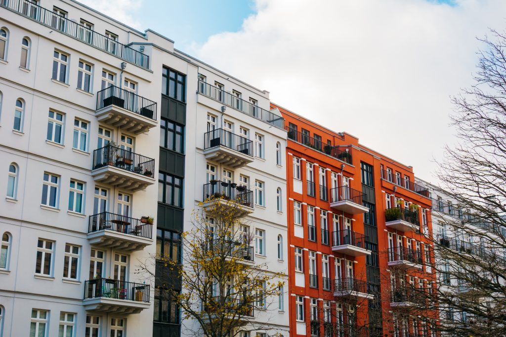modern-and-expensive-apartment-houses-in-berlin