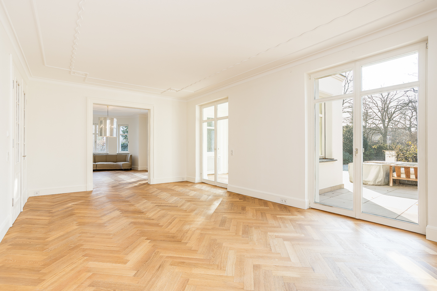 Wohnzimmer mit Blick zum Essbereich