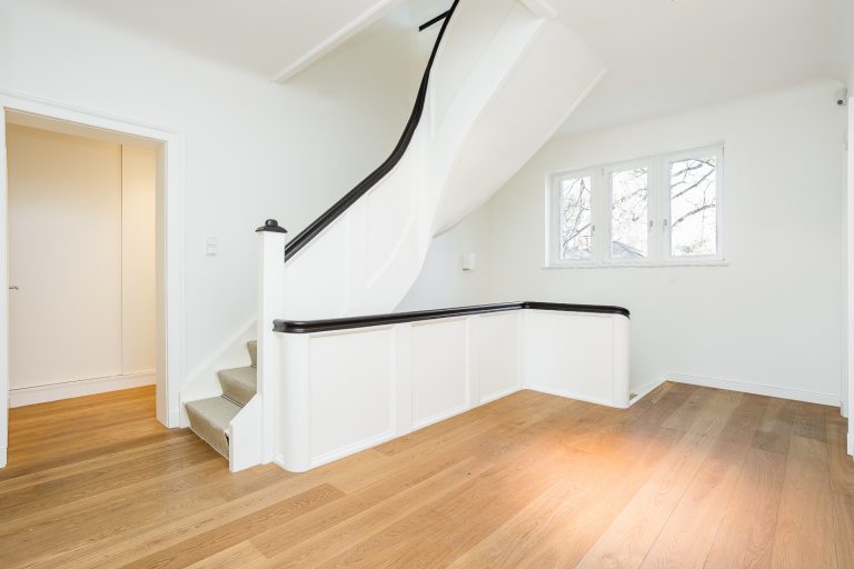Treppe ins Dachgeschoss
