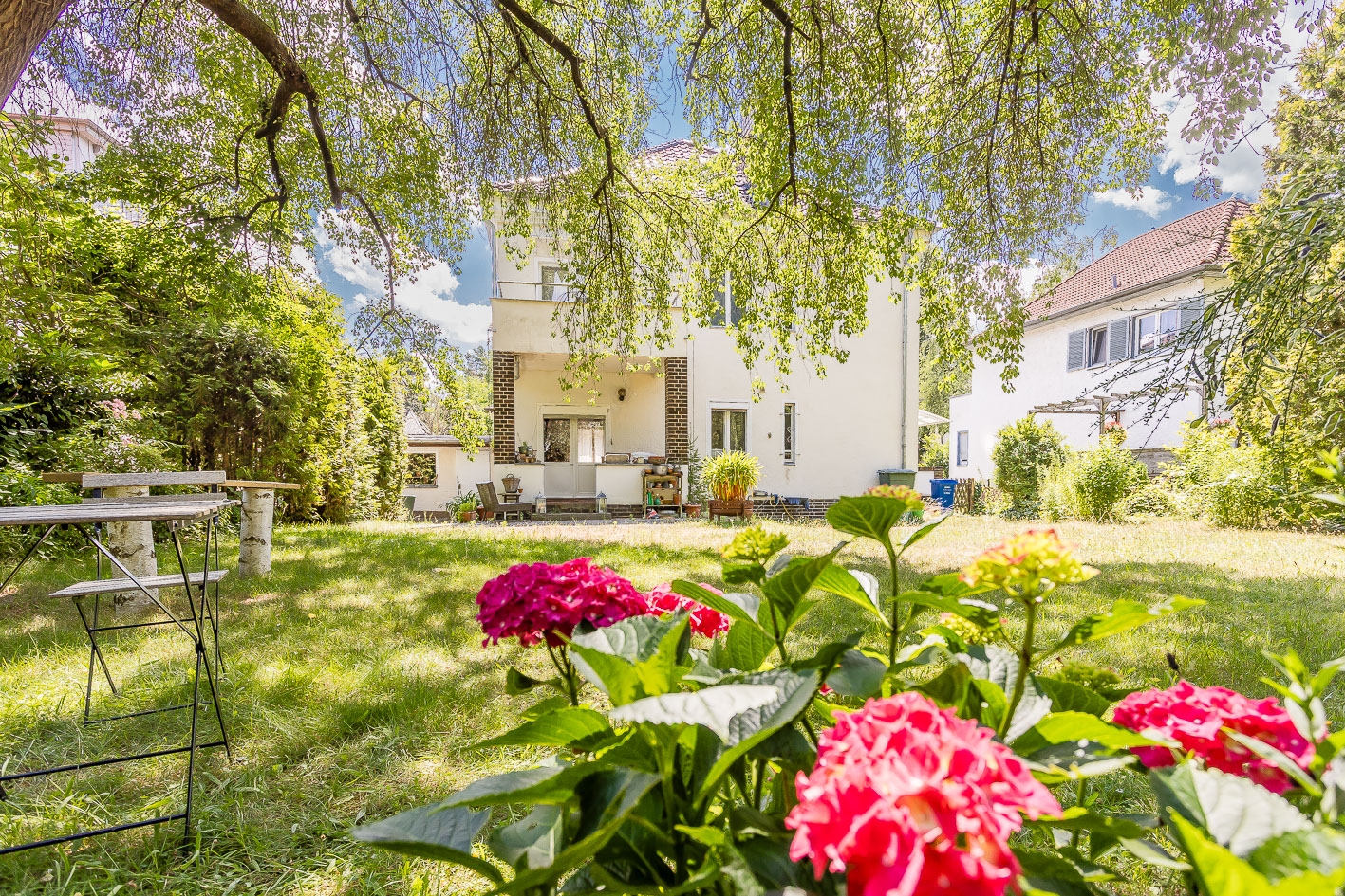 Hausansicht vom Garten